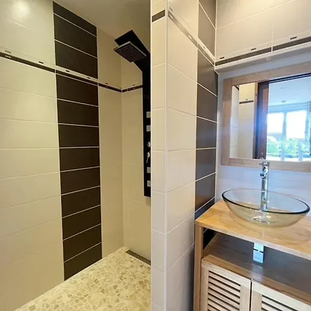 Superbe A 2 Pas De La ! Holiday home Les Sables-d'Olonne