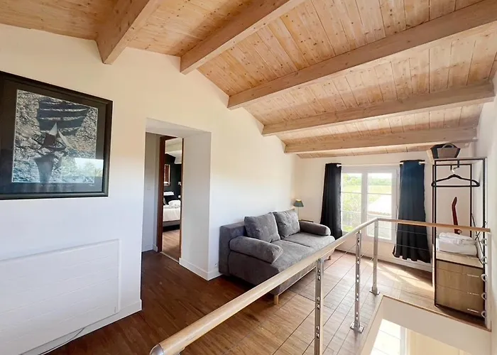 Superbe à 2 Pas De La ! *