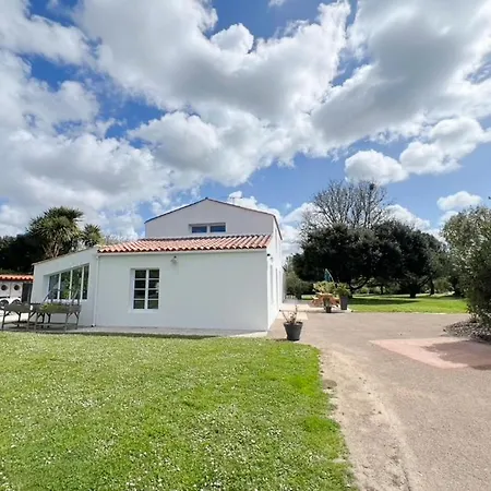 Holiday home Superbe A 2 Pas De La !